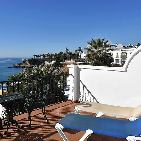 Mit Privatpool Fuer 6 Personen Ca 106 Qm In Nerja, Andalusien Costa Del Sol *